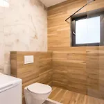 Апартаменти Plaza 294